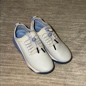 Women’s Gray/Blue/Purple Clove Nursing Shoes